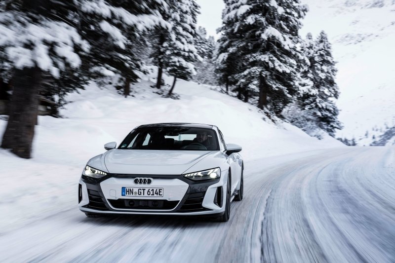 Audi e-tron GT varianter - GreenGoing