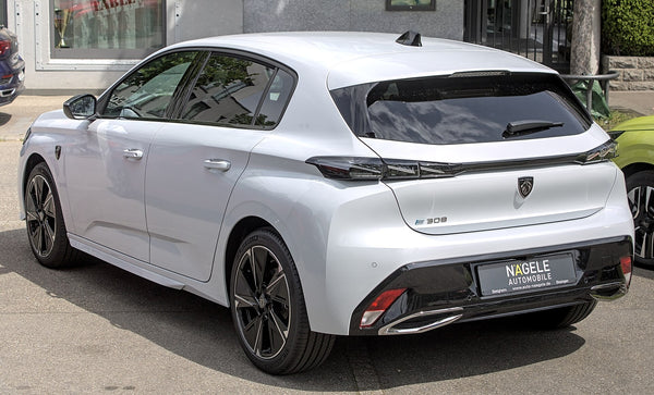 Peugeot e-308