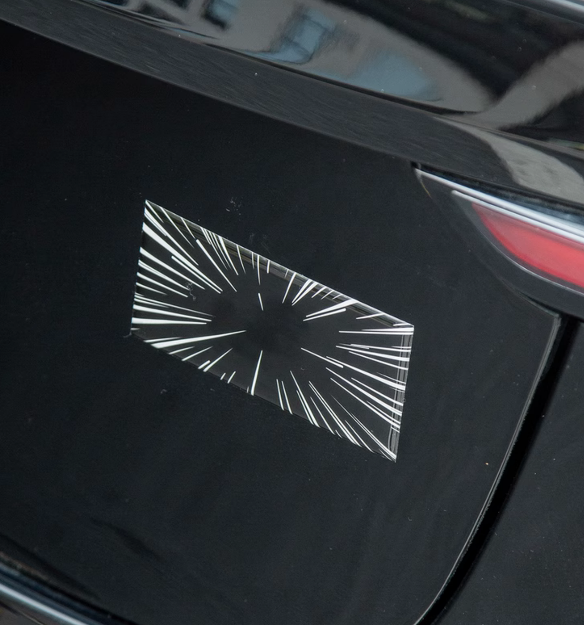 Time Tunnel Bagklap Emblem: Tesla (Selvklæbende Badge)