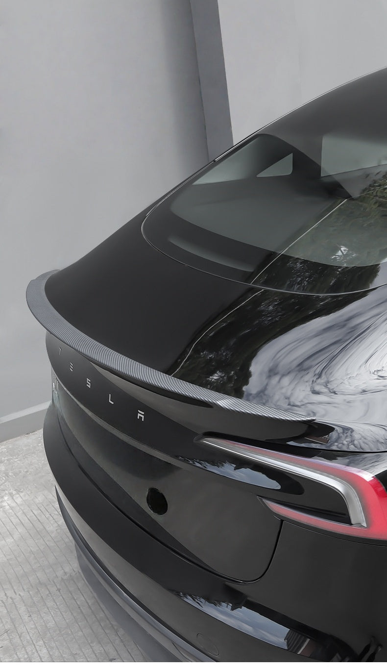 Performance-spoiler på Tesla set fra siden