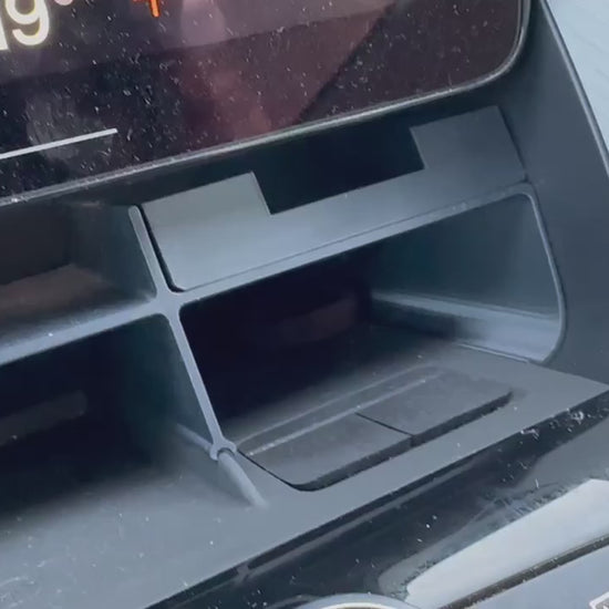 Polestar 2 lille skuffe til centerkonsol - video - GreenGoing
